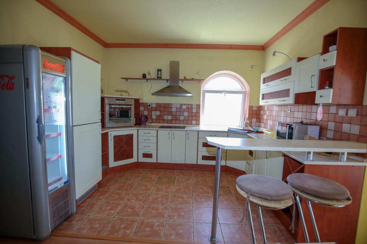 Villa Ametyst Štúrovo Dış mekan fotoğraf